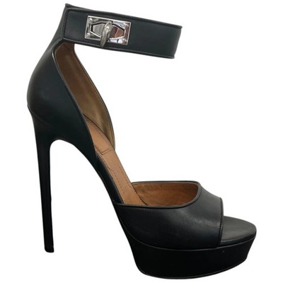Givenchy Damen Haizahn Stiefeletten schwarz Größe UK 5,5 / EU 38,5