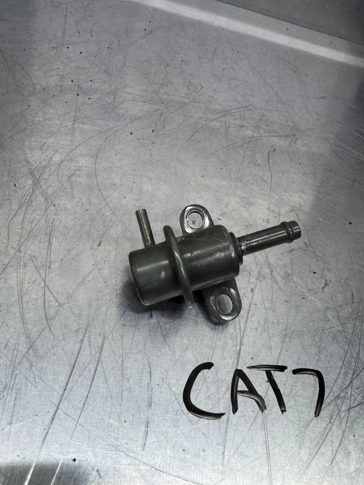 Regulador de presión de combustible para moto de nieve Arctic Cat EFI 1997-2005 ZR 800 900 500 600 Foto 2 de 3