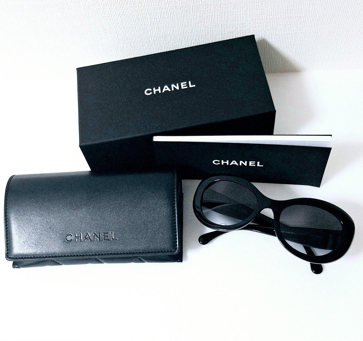 CHANEL oval matelass case black sunglasses eyewear new unused