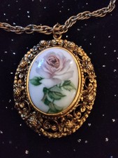 CAMEO NECKLACE PALE PINK ROSE, GOLD COLOR CHAIN APPROX. 24" VICTORIAN, BEAUTIFUL