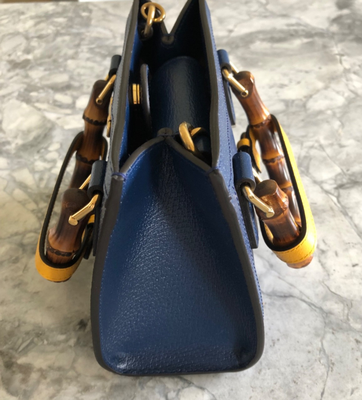 NEW Gucci Diana Mini Handbag Gorgeous in Navy Blue Leather & 2 Crossbody Straps image 3
