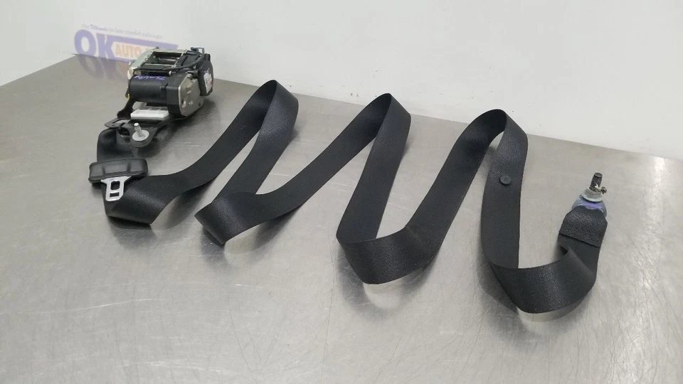 19 MERCEDES BENZ AMG C63 W205 COUPE SEAT BELT RETRACTOR FRONT LEFT DRIVER BLACK Foto 3 de 4