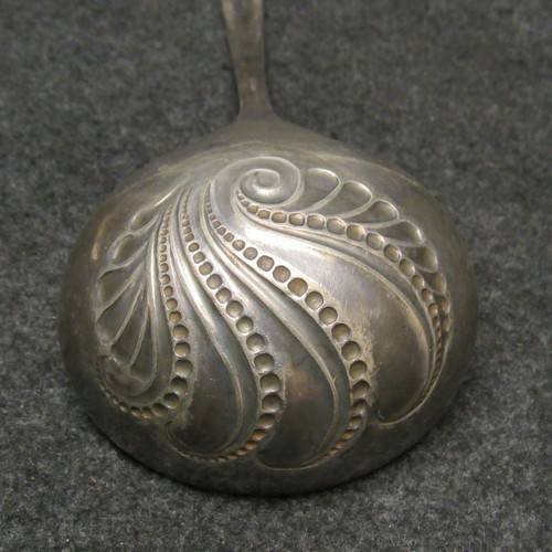 1947 Rogers Brothers AI 11" Long Silver Plated Soup Ladle Floral Pattern Vintage - Picture 5 of 8
