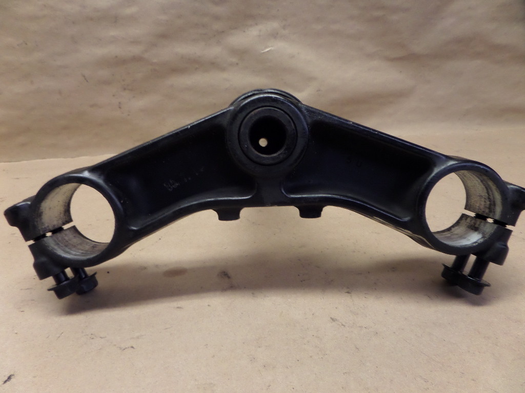 1986 KAWASAKI NINJA ZX 1000 R LOWER TRIPLE TREE STEM / BEARINGS