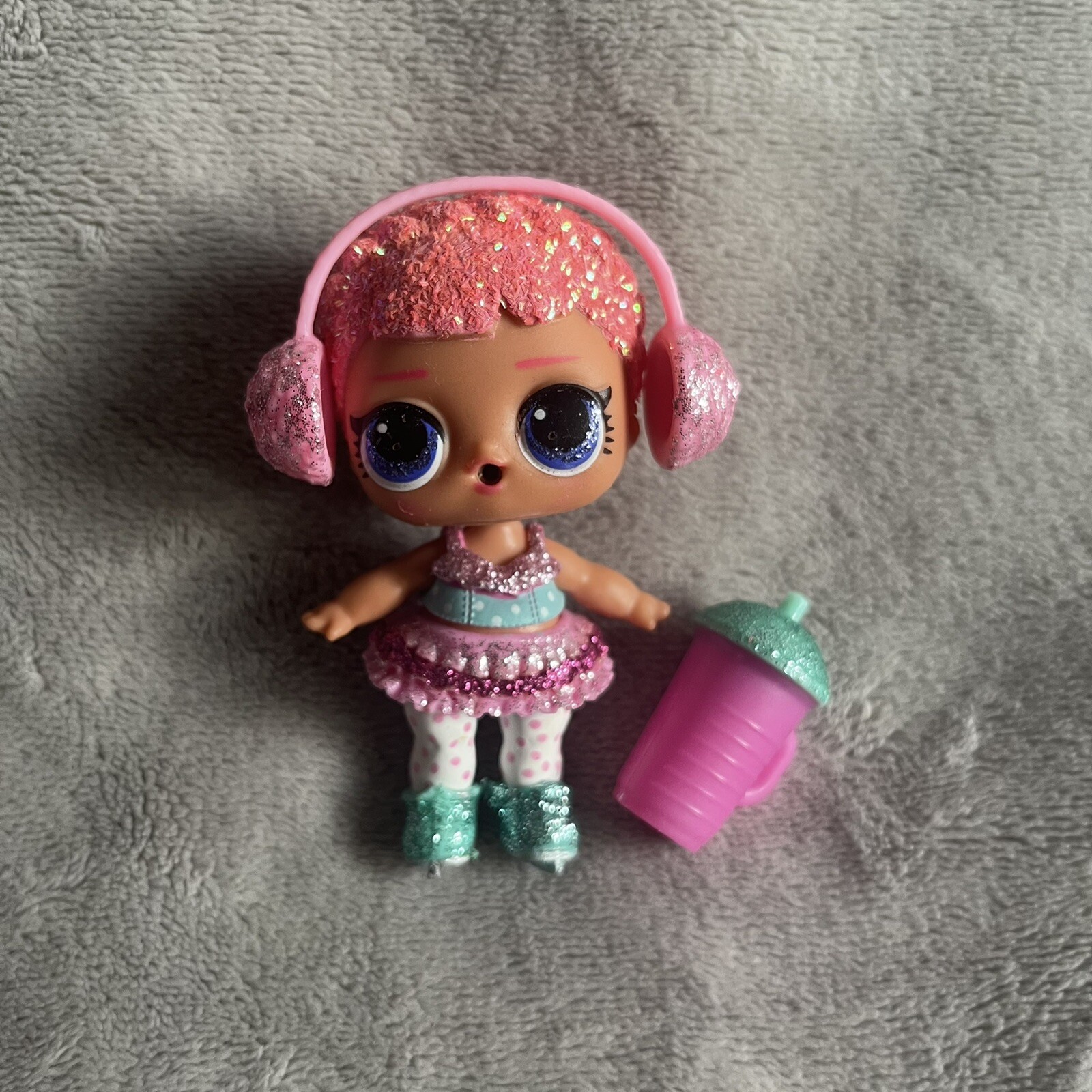 LOL Surprise Dolls Ice Sk8er Skater Big Sister Glitter With Accessories