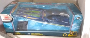 new bright fountain boat