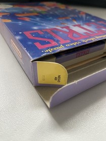 Sistema de entretenimiento Nintendo NES Tetris ASI versi&oacute;n asi&aacute;tica CIB caja original manual