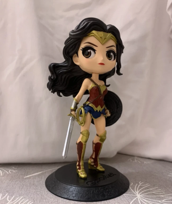 Figur Wonder Woman A Farbe "Justice League" Q Posket