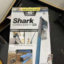 Shark IZ240 Pet Pro Cordless Stick Vacuum Cleaner with Powerfins Brushroll, 40