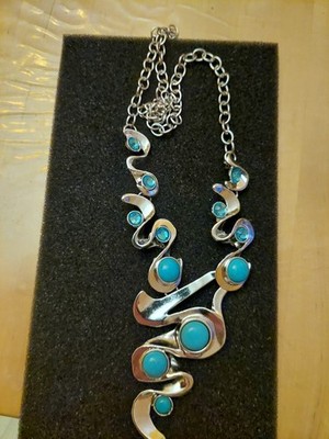 Kette silber Fabend  Viele Blaue   Steinchen    