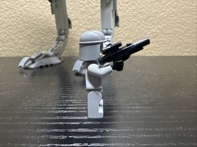 LEGO STAR WARS 7657 AT-ST 100% Complete W/Instructions L20