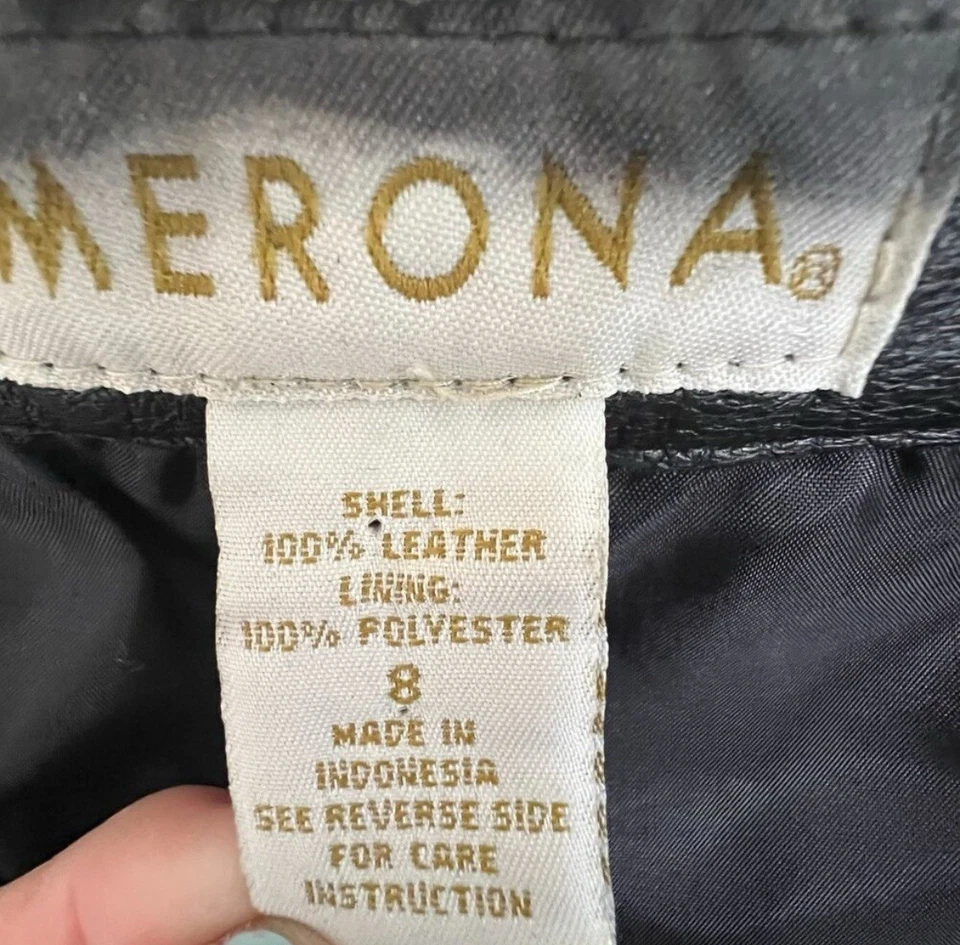 Vintage Black 100% Leather Pants. Fully Lined, Professionally Cleaned. Sz 8 - Image 4 of 4