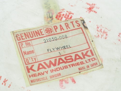 G3 G4 G5 MC1 G3SS G3TR G4TR KV100 KE100 Flywheel Magneto Kawasaki 21050-008 NEW - Picture 2 of 8