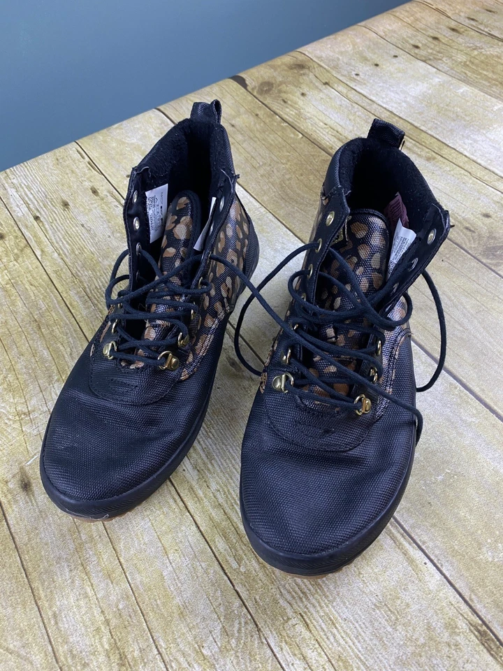 Zapato Keds Scout Boot II Resistente al Agua Estampado Leopardo WF6491 Mujer Talla 9 Foto 2 de 4