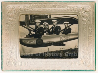 136444: Erinnerungsfoto Spaßfoto, Torpedomechaniker Gefreite im Flugzeug