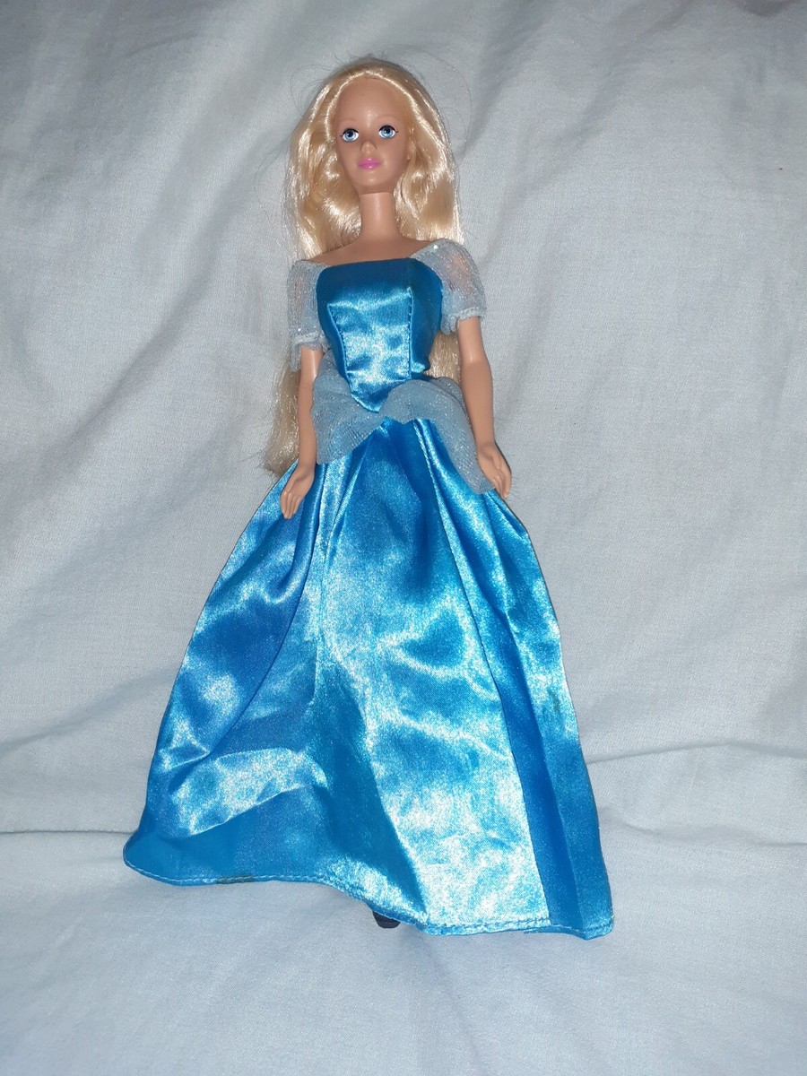 Barbie Vintage 1998 Sleeping Beauty Doll with Opening & Closing