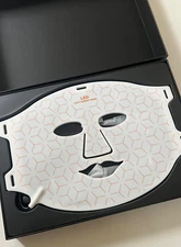 LED Quality Red Light Therapy Mask. Same as Omnilux. Multi colours, easy to use.
