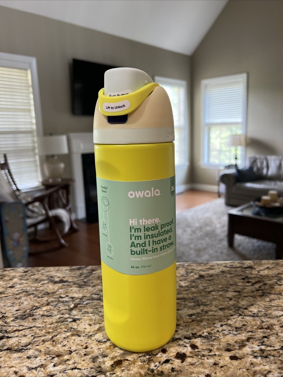 Owala FreeSip Stainless Steel Water Bottle / 24 Oz Yellow