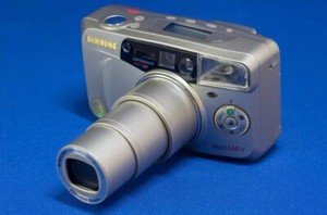 Samsung Vega 140s 35mm Compact Film Camera Point & Shoot 38-140mm Zoom