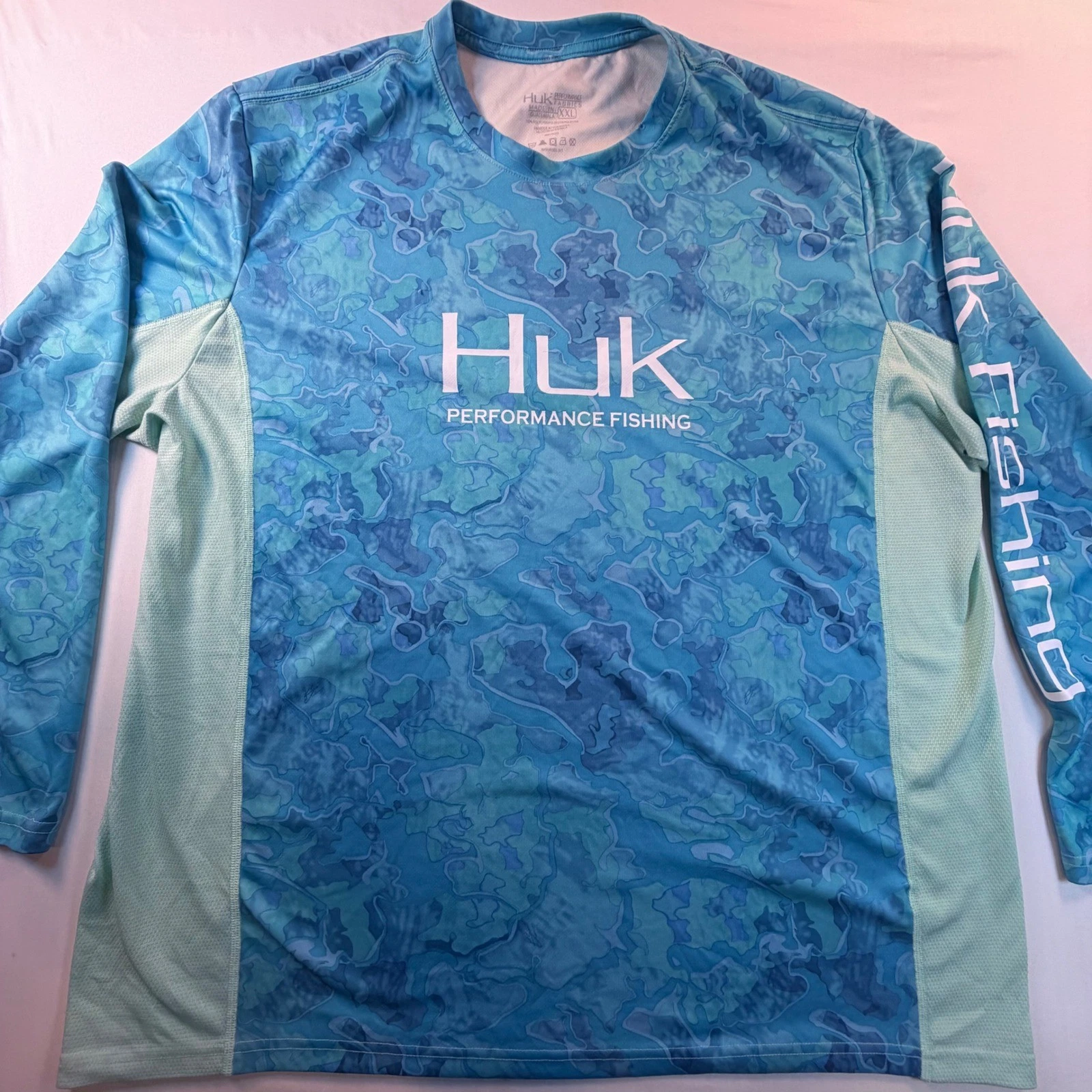 Huk Performance Fishing Shirt Mens XXL Blue Camo Long Sleeve Breathable Graphic