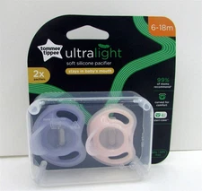 Tommee Tippee Ultra-Light Silicone Pacifier, 6-18m, 2-Count, Sterilizer Box