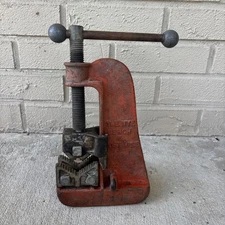 The Nye Tool Works Bench and Post Vise Vice Chicago Plumbing Steam