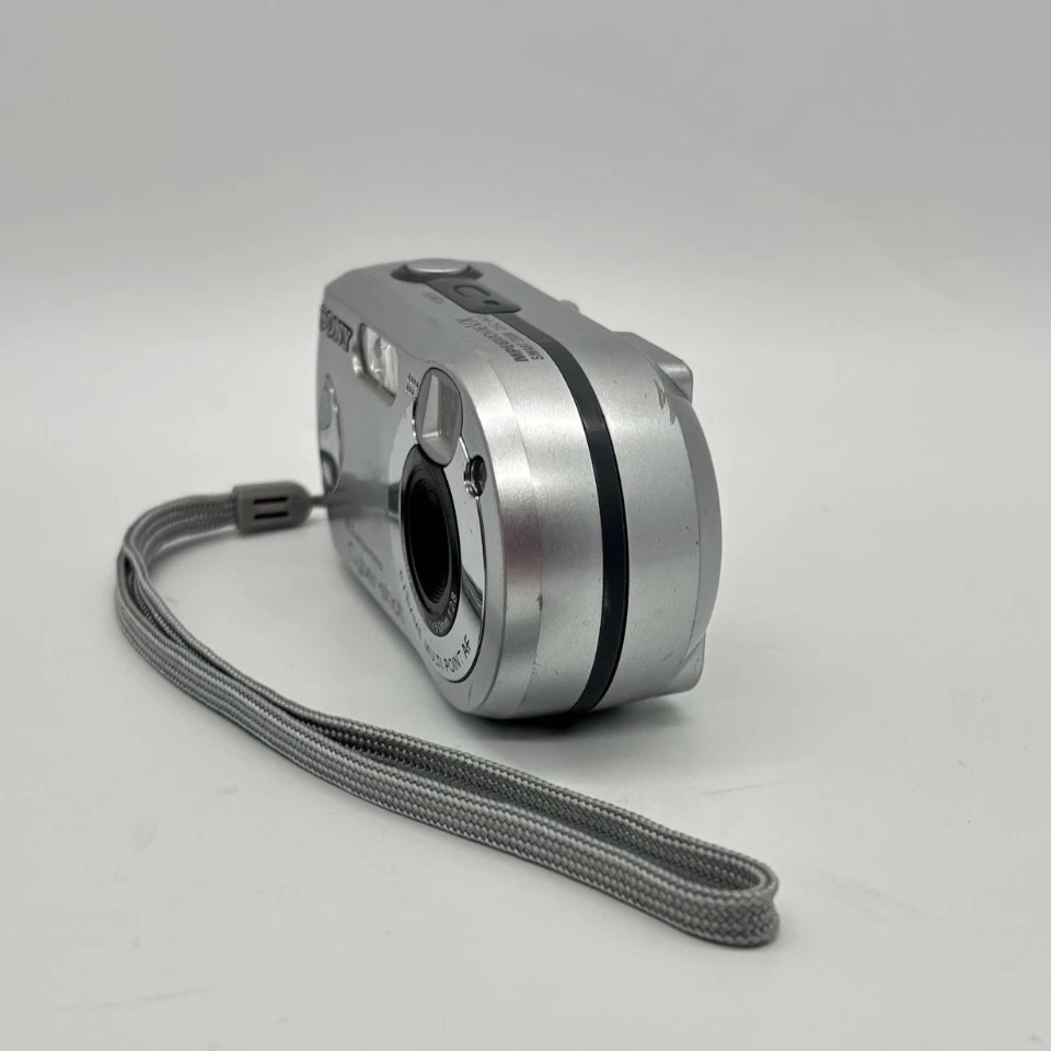 Sony Cybershot DSC-P43 4.1MP CCD Compact Digital Camera Point & Shoot Y2K *READ* - Image 2 of 4