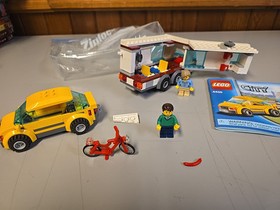 LEGO CITY 4435 Car and Caravan Camper 100% Minifigures & Instructions NO BOX