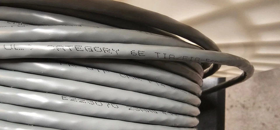 Cat6 Bulk Telecom/Data Cable 300 ft Gray – 23 AWG Solid UTP 550 MHz UL Listed - Image 4 of 4