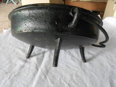 Cocotte Ovale Ancienne En Fonte Sur 3 Pieds - Sans Marque, Compatible Gaz/Électrique