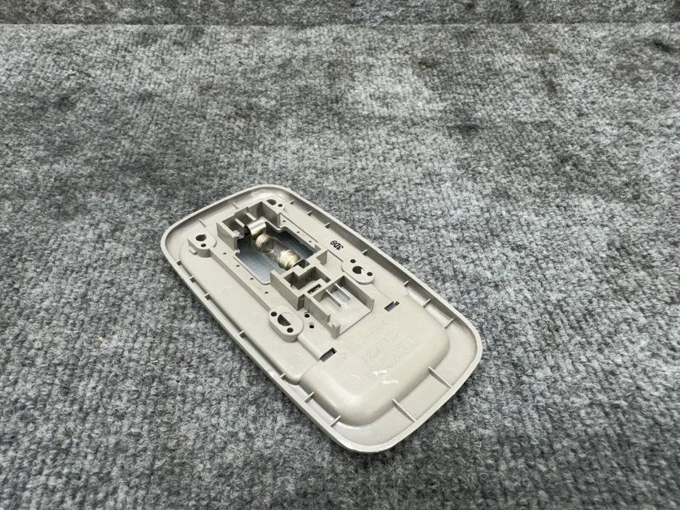 2001-2005 LEXUS IS300 OEM ИНТЕРЬЕР ЧТЕНИЯ КУПОЛ СВЕТА В СБОРЕ ОТДЕЛКА БЕЖЕВЫЙ - Изображение 2 из 3