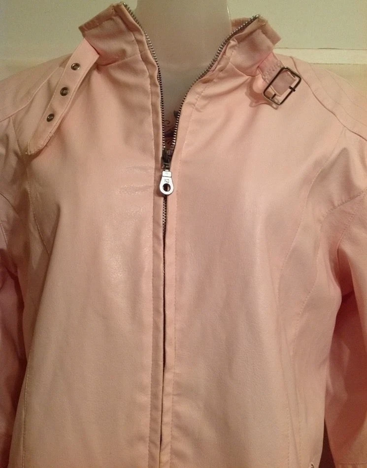 KC Collection Women's Sz M Jacket Coat Pale Pink Faux Leather Zip Front - Image 2 of 4