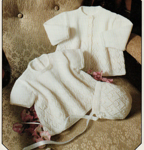 Strickanleitung Kopie 2674.   Baby Kleid Strickjacke Mütze.   16-20" Brustumfang.   4ply