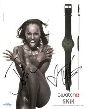 Tyra Banks Signed Autographed 8x10 Photo Hot Sexy ACOA