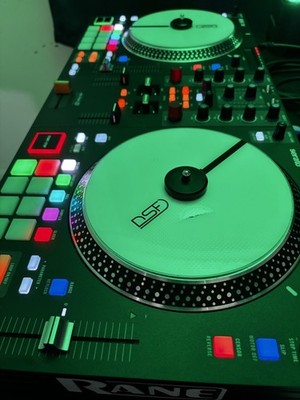 RANE ONE Professional Motorized DJ Controller for Serato DJ Pro.