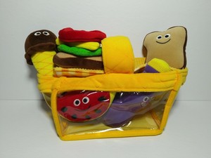 melissa and doug picnic basket
