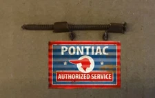 WEATHERED METAL HO SCALE HANGING BUILDING SIGN PONTIAC SERVICE DIORAMA HOH27