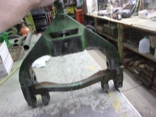 JOHN DEERE 3010 DRAWBAR SUPPORT AR31276 R32179R