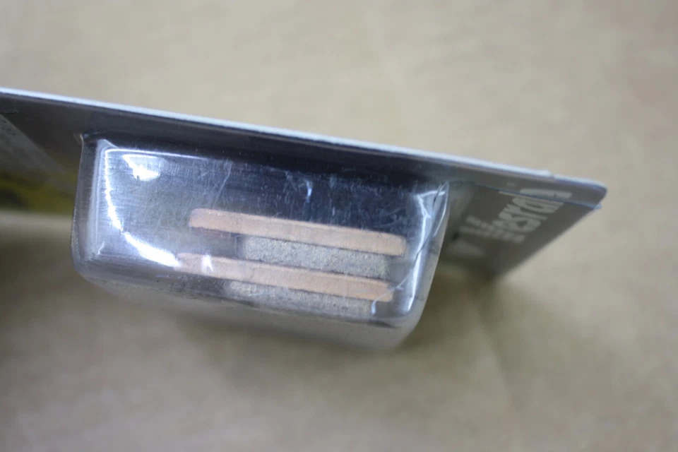 1997-2003 SUZUKI GSXR600 и 00-03 GSXR750 ПЕРЕДНИЕ ТОРМОЗНЫЕ КОЛОДКИ VESRAH СПЕЧЕННЫЙ МЕТАЛЛ - Изображение 3 из 4