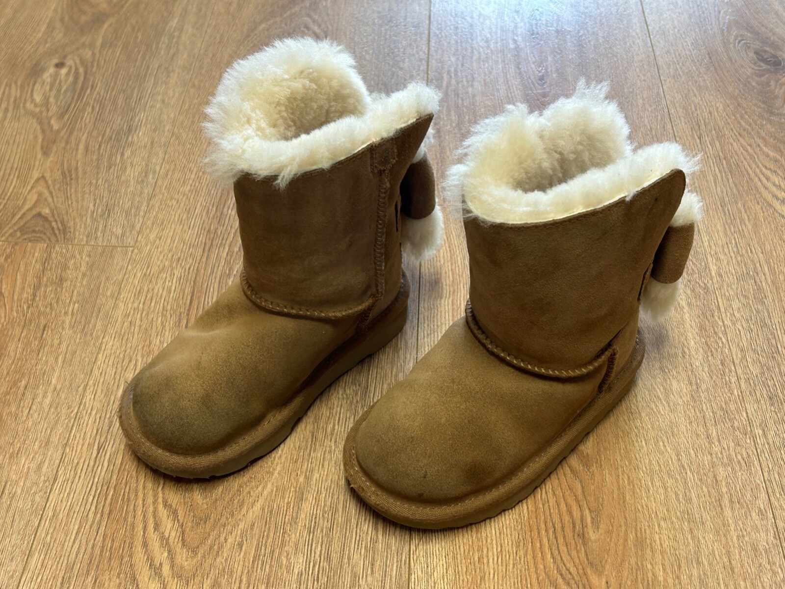 Botas Boots - UGG - Talla EU 27.5 - Marrón con Lazos - Brown