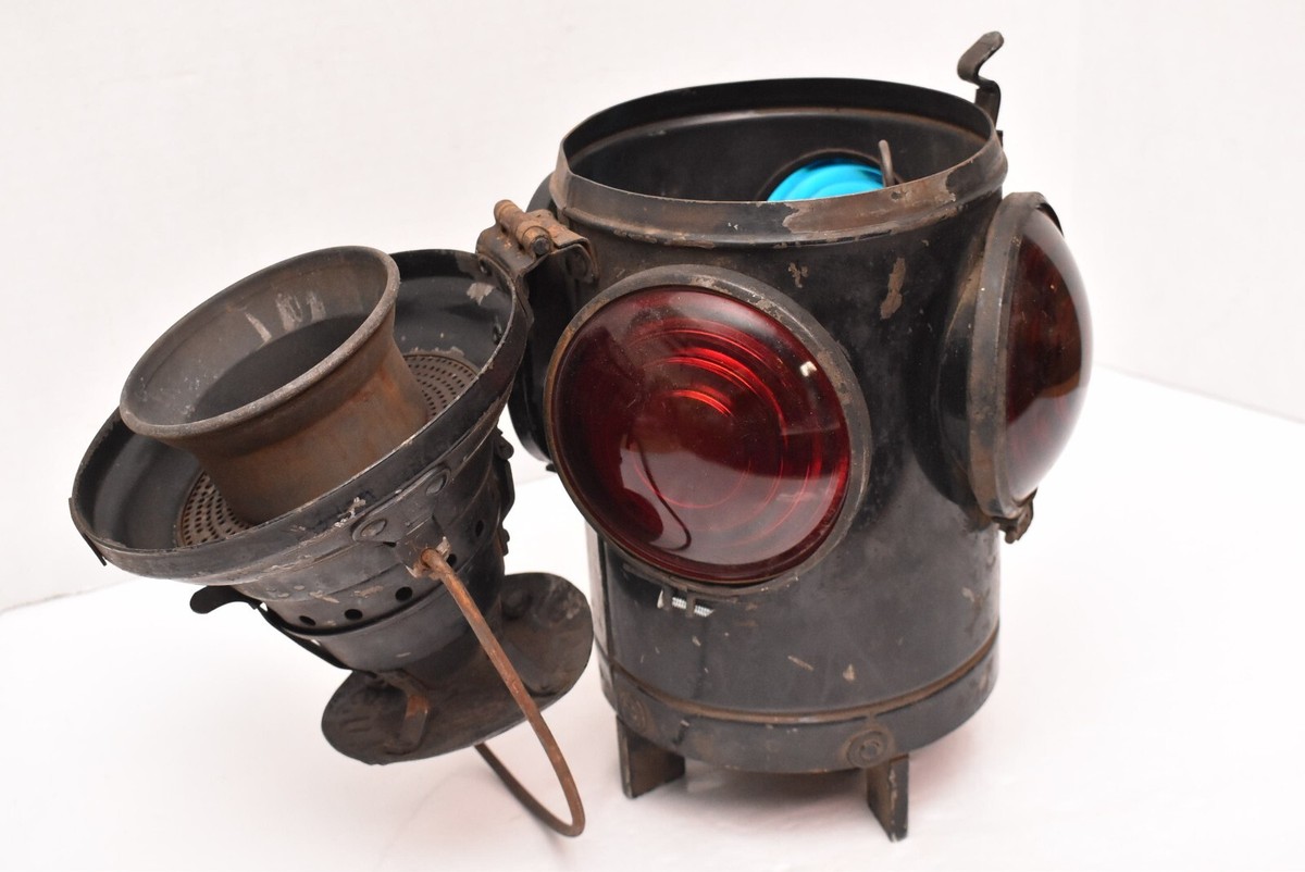 VINTAGE DRESSEL 4 WAY RAILROAD LANTERN Electric Signal Switch Lamp
