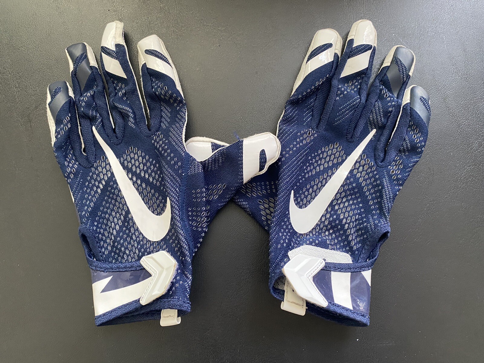 boys nike football gloves eBay