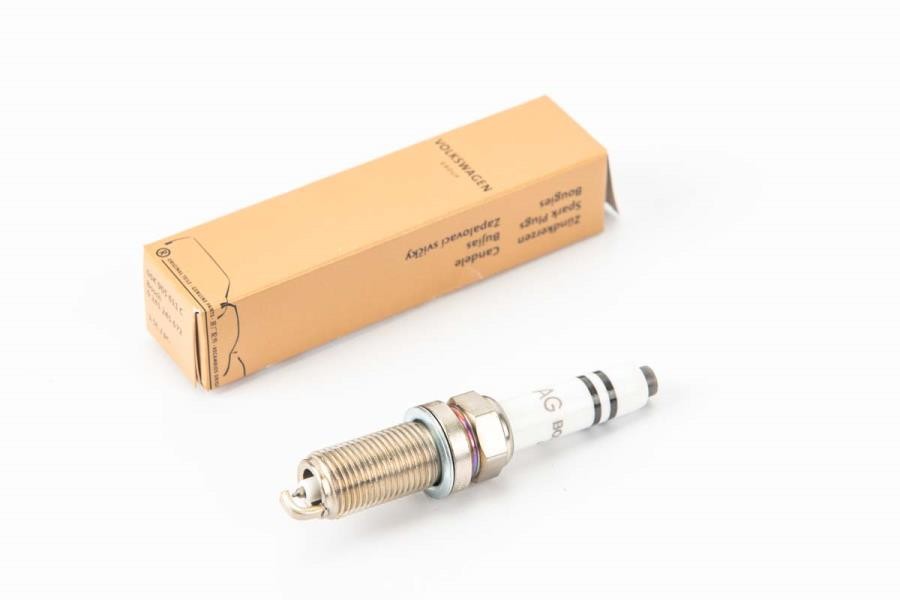New Genuine Audi Spark Plug 06K905611C / 06K-905-611-C OEM