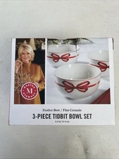 Martha Stewart Three Piece Tidbit dish set, “Festive Bow”