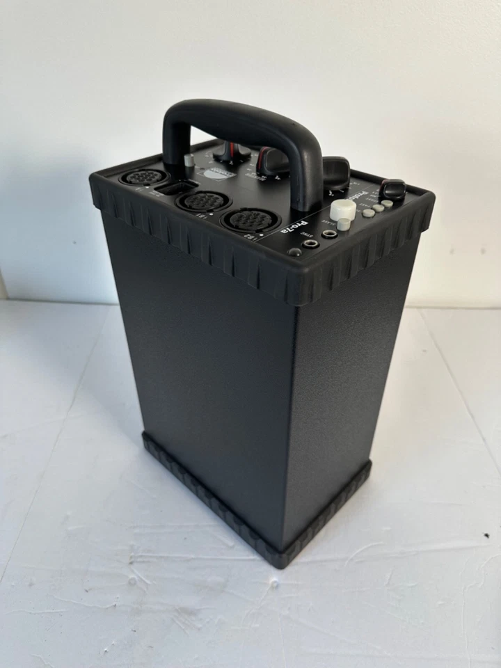 Profoto Pro 7a Pack 2400 con cable de alimentación (necesita reparación) Foto 4 de 4