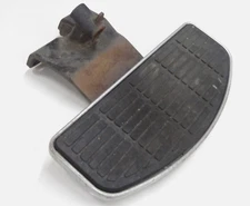 2001-2009 Suzuki Boulevard C50 VL 800 Right Driver Footrest OEM 43510-41F20