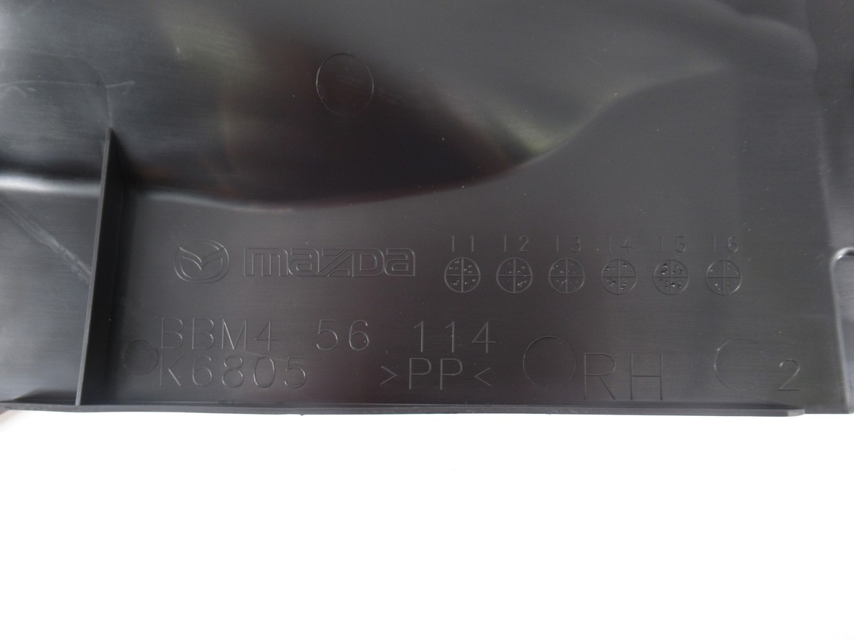 2004-2009 Mazda 3 Passenger RH Front Side Engine Under Cover