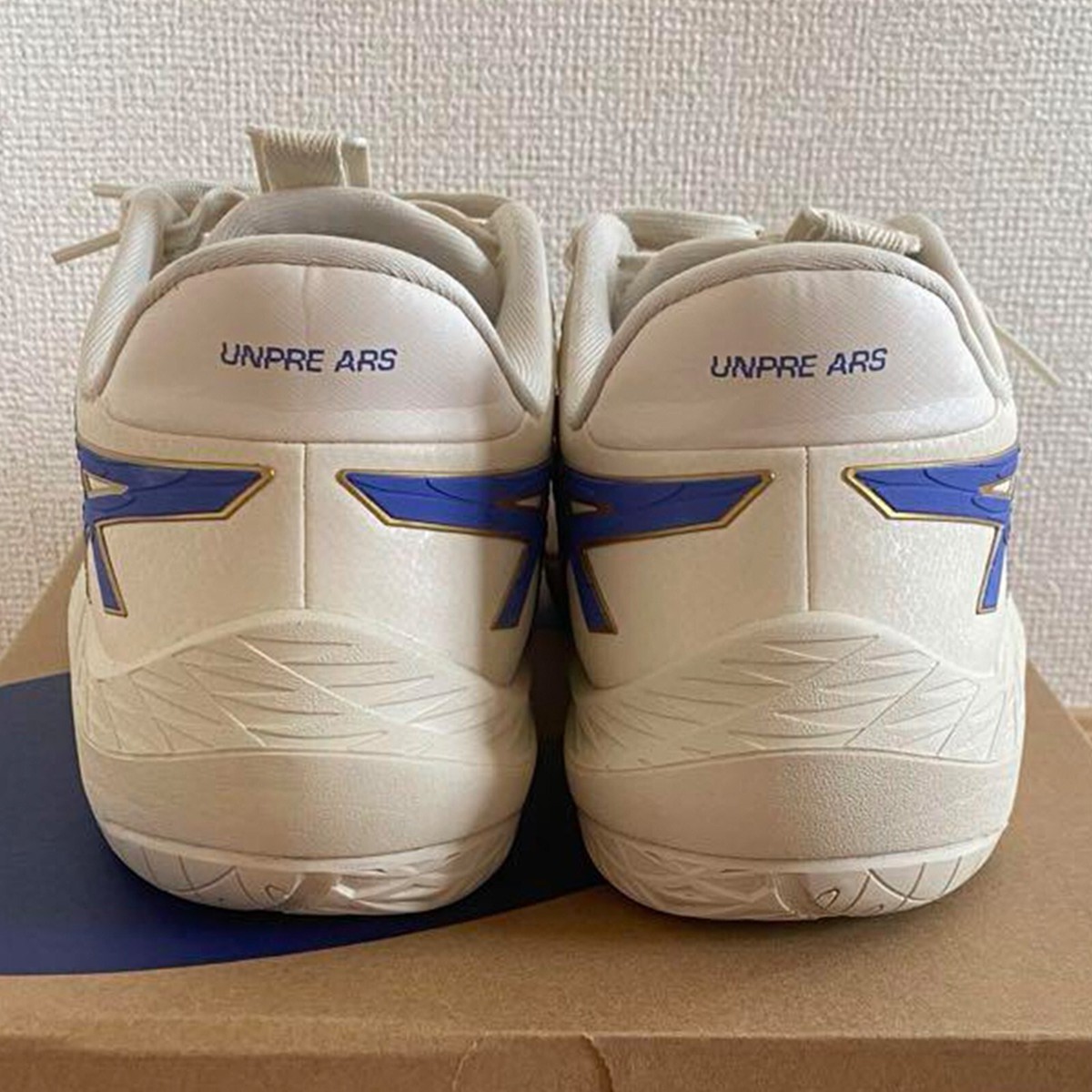 ASICS UNPRE ARS LOW 2 Birch Sapphire US9 Sneakers Basketball Shoes