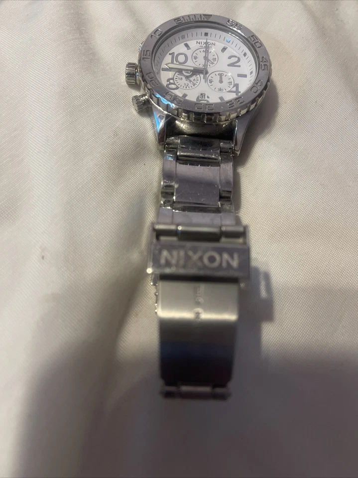 Reloj Nixon usado solo unas pocas veces. Foto 2 de 4