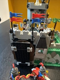 LEGO Castle 6081 King's Mountain Fortress Vintage w/ Box Bottom, Instr & Minis